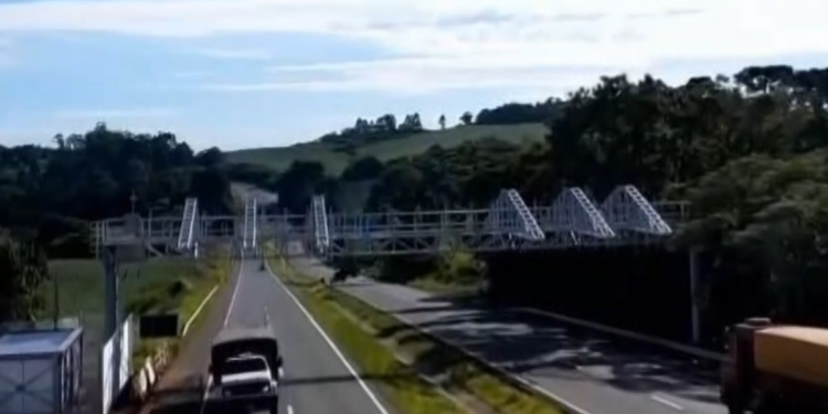 Pedágio eletrônico: novos pórticos em duas cidades do Norte do Paraná começam testes antes de funcionamento definitivo