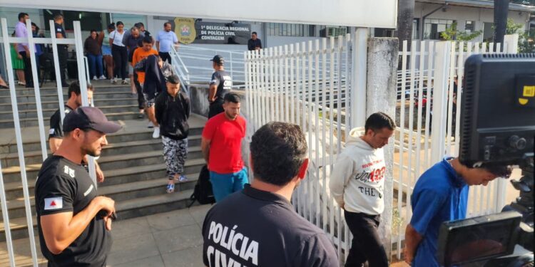 Megaoperação contra extorsão cumpre 131 mandados de apreensão e prende 14 suspeitos em 4 estados
